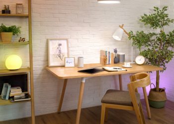 The end of 9-to-5: Four in ten home workers ditch regular work routine to split up their day