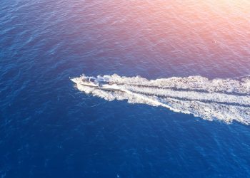 Guide to the RYA Powerboat Level 2 Course: Master Seamanship, Practical Skills, and Obtain International Certification