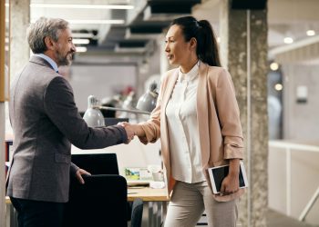 Skilled Worker Visa vs. Other UK Visas: Which One is Right for You?