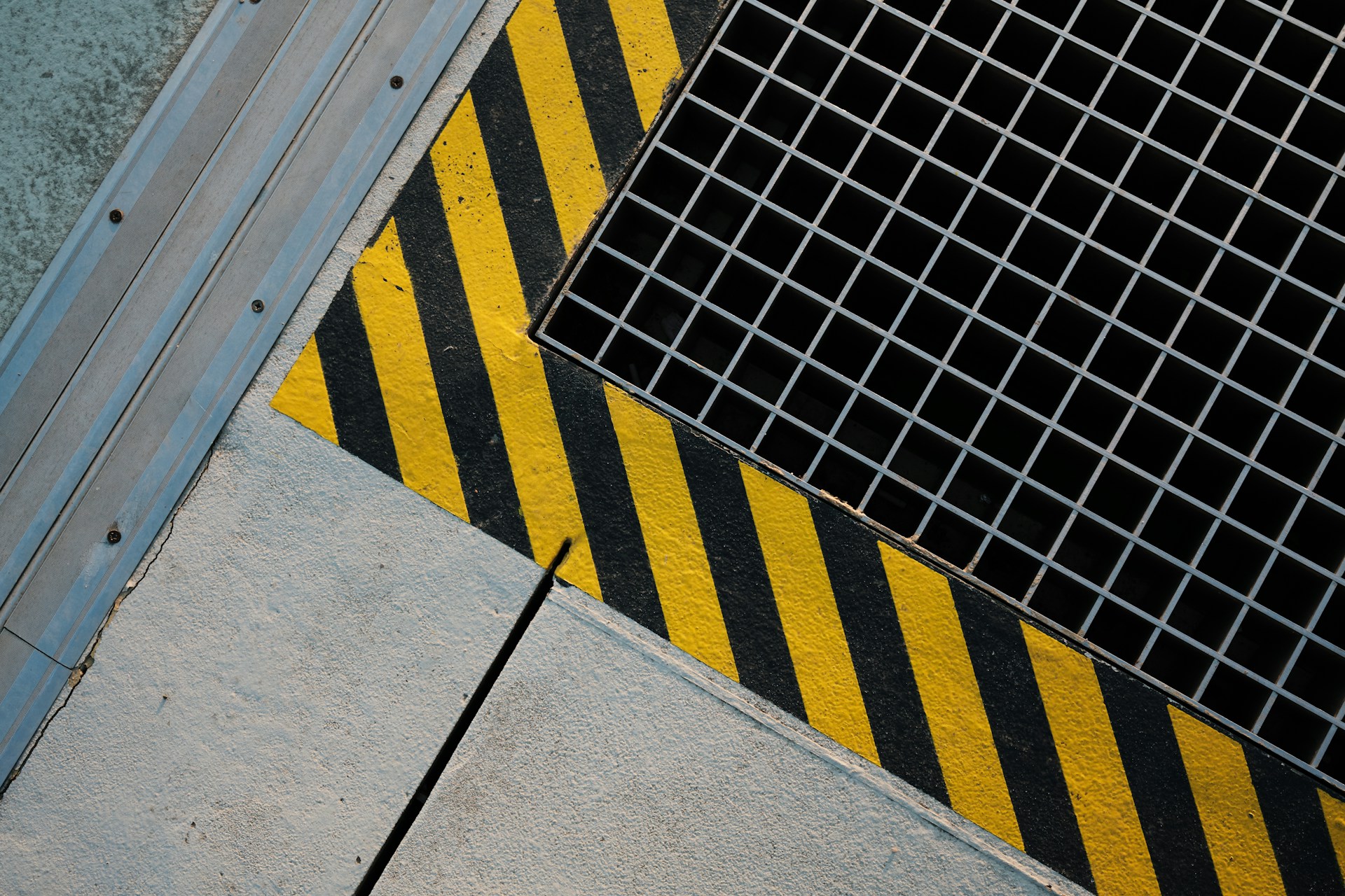 Grating Posts Why GRP Grating Structures Are Replacing Steel in Modern Construction ...